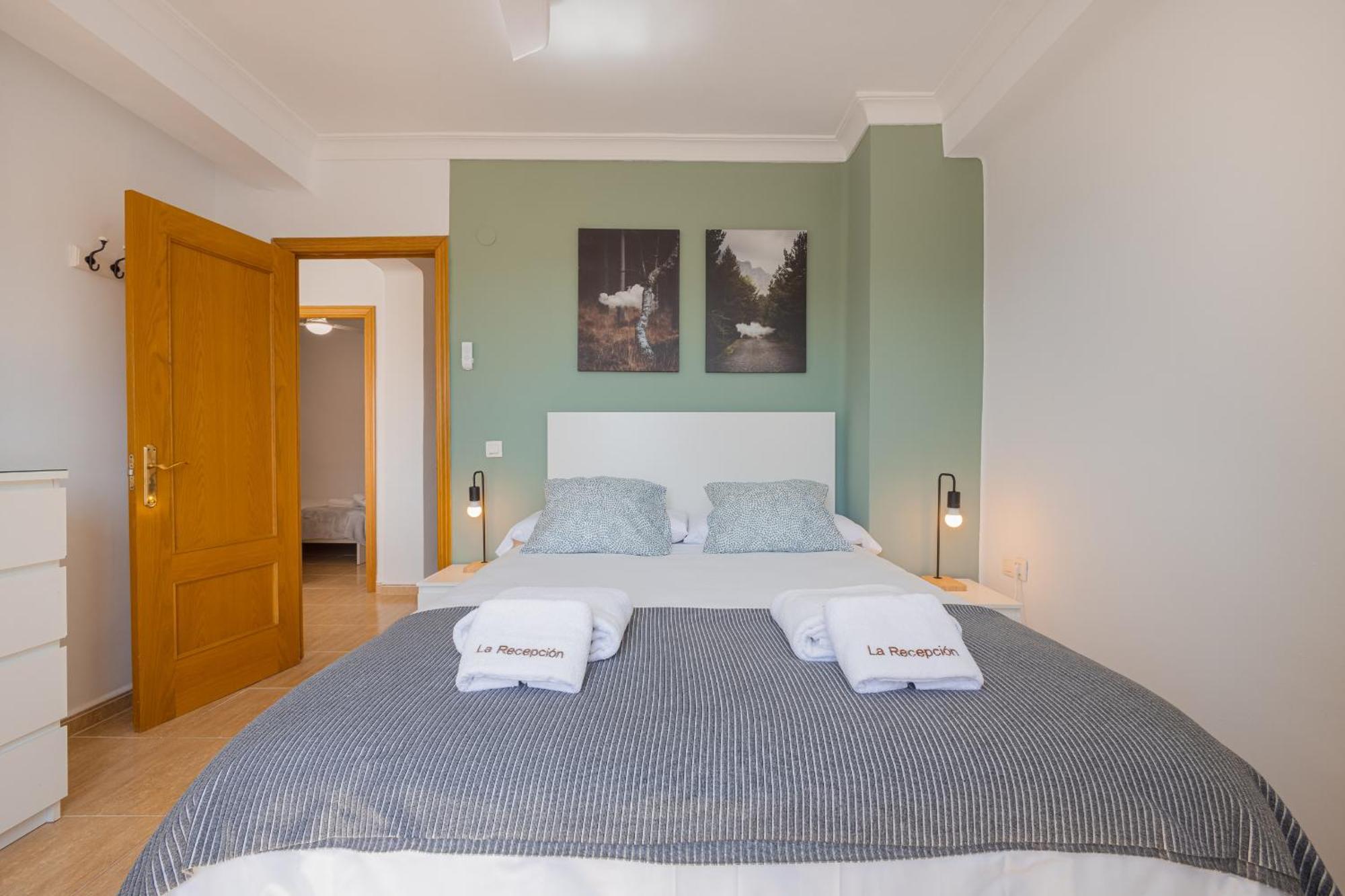 Apartamento C27 Great 3 Bedroom Close To Center Málaga